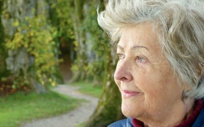 VINCULAN LA MENOPAUSIA CON EL ALZHEIMER