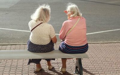 PROMOVER LAS RELACIONES SOCIALES EN LA TERCERA EDAD
