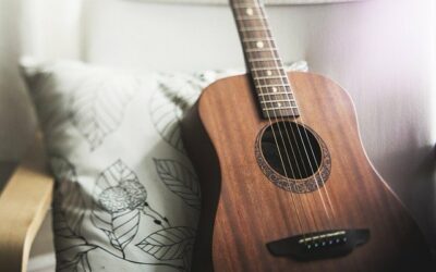 ¿POR QUÉ ES IMPORTANTE LA MUSICOTERAPIA EN LAS PERSONAS MAYORES?